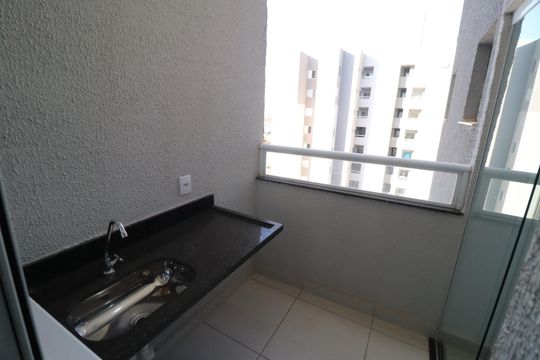 Sacada de apartamento para alugar com 2 quartos, 58m² em Novo Mundo, Uberlândia