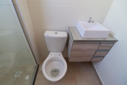 Banheiro  de apartamento para alugar com 2 quartos, 43m² em Bonfim Paulista , Ribeirão Preto