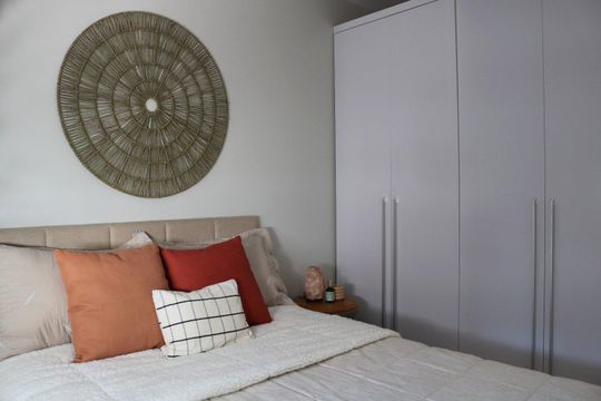 Quarto de apartamento à venda com 1 quarto, 45m² em Jardim Paulistano, São Paulo