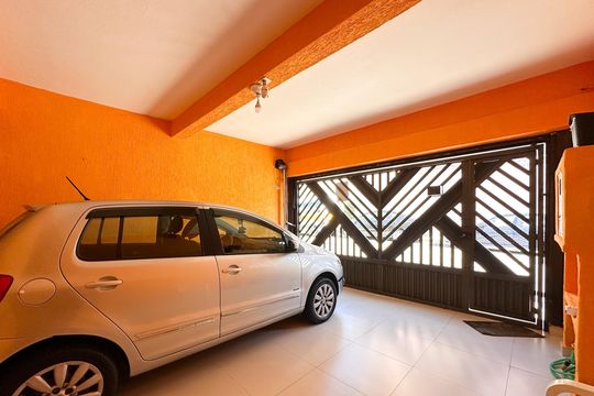 Garagem de casa à venda com 5 quartos, 230m² em Jardim Campestre, São Bernardo do Campo