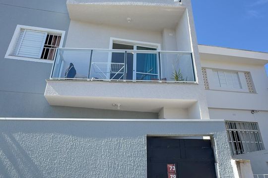 Fachada de casa para alugar com 1 quarto, 35m² em Vila das Belezas, São Paulo