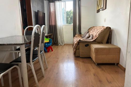 Sala de apartamento à venda com 2 quartos, 50m² em Itaquera, São Paulo