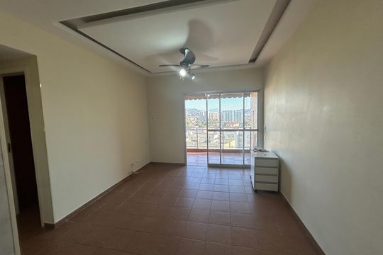 Sala de apartamento para alugar com 2 quartos, 65m² em Todos Os Santos, Rio de Janeiro