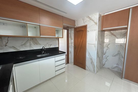 Cozinha de apartamento para alugar com 2 quartos, 65m² em Todos Os Santos, Rio de Janeiro