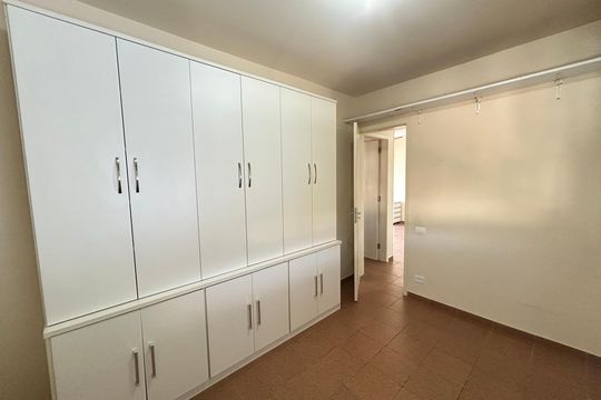 Quarto 1 de apartamento para alugar com 2 quartos, 65m² em Todos Os Santos, Rio de Janeiro