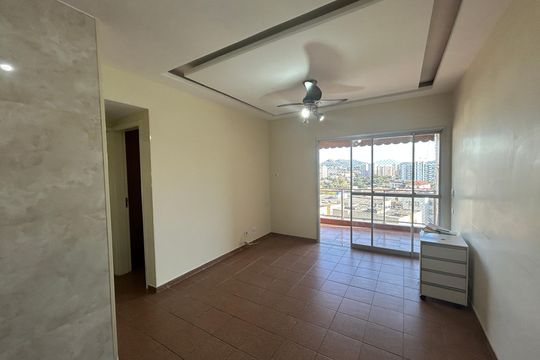 Sala de apartamento para alugar com 2 quartos, 65m² em Todos Os Santos, Rio de Janeiro
