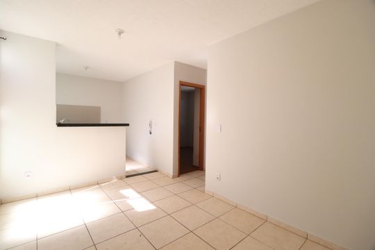 Sala de apartamento para alugar com 2 quartos, 41m² em Chácaras Tubalina E Quartel, Uberlândia