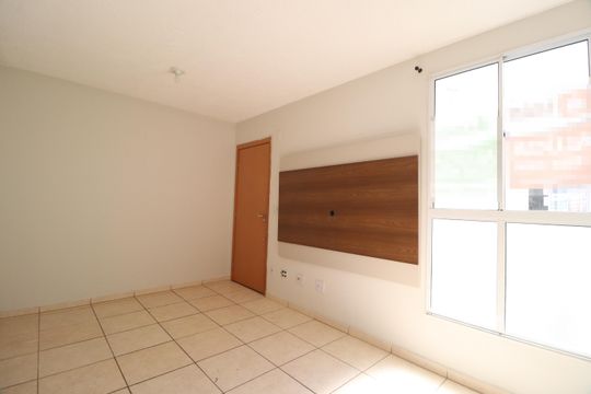 Sala de apartamento para alugar com 2 quartos, 41m² em Chácaras Tubalina E Quartel, Uberlândia