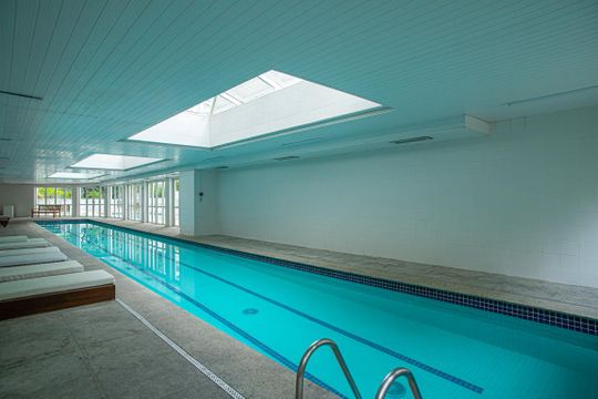 Área comum - Piscina coberta de apartamento para alugar com 2 quartos, 52m² em Jardim Paulista, São Paulo