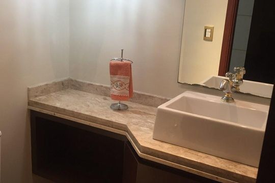 Banheiro de apartamento à venda com 3 quartos, 125m² em Indianópolis, São Paulo