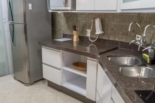 Cozinha de apartamento à venda com 3 quartos, 125m² em Indianópolis, São Paulo