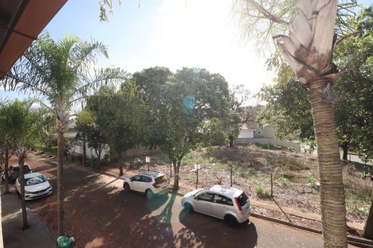Vista da área de serviço de casa para alugar com 3 quartos, 140m² em Jardim Karaíba, Uberlândia