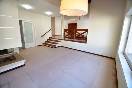 Sala de casa de condomínio à venda com 4 quartos, 500m² em Loteamento Alphaville Campinas, Campinas