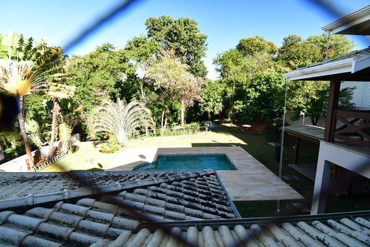 Quarto 1 - Suíte Sacada Vista de casa de condomínio à venda com 4 quartos, 500m² em Loteamento Alphaville Campinas, Campinas