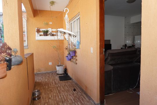 Varanda de casa para alugar com 2 quartos, 50m² em Parque Pirajussara, Embu das Artes