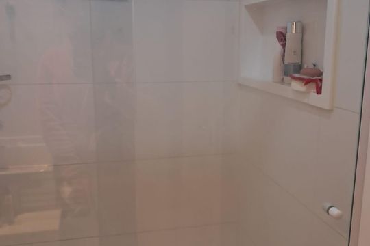 Banheiro de apartamento à venda com 3 quartos, 74m² em Parque Prado, Campinas