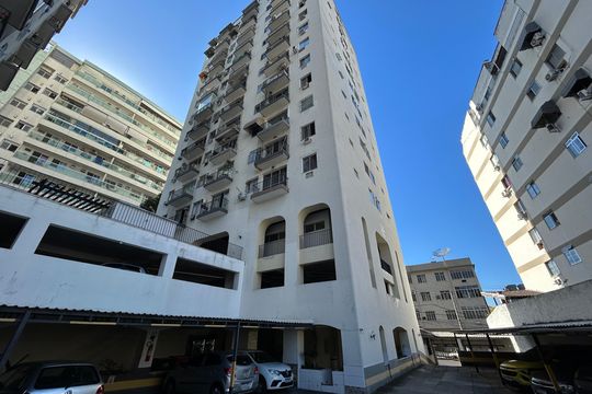 Fachada do Prédio de apartamento para alugar com 2 quartos, 50m² em Méier, Rio de Janeiro