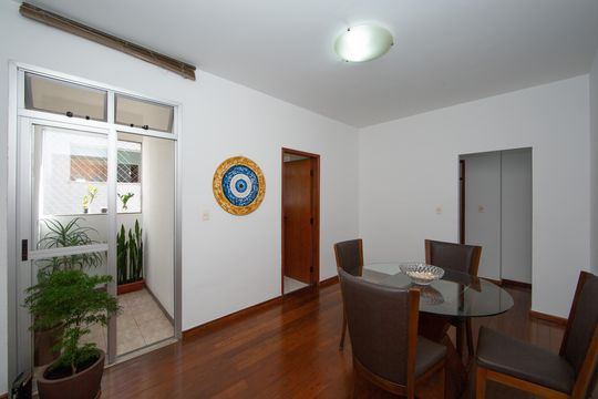 Sala de apartamento à venda com 3 quartos, 70m² em Buritis, Belo Horizonte
