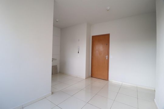 Sala de apartamento para alugar com 2 quartos, 45m² em Laranjeiras, Uberlândia
