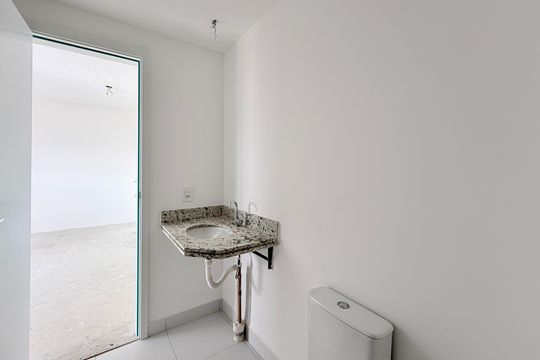 Banheiro  de apartamento à venda com 2 quartos, 44m² em Brooklin, São Paulo