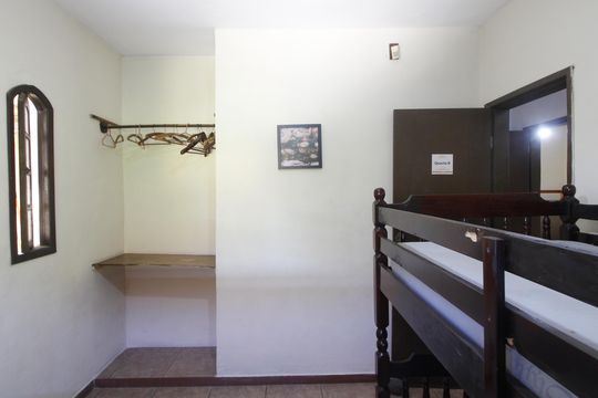Quarto 1 de casa de condomínio para alugar com 3 quartos, 65m² em Caminho de Búzios, Cabo Frio