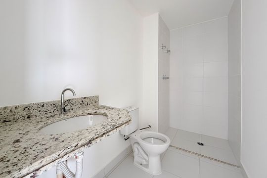 Banheiro  de apartamento à venda com 1 quarto, 42m² em Brooklin, São Paulo
