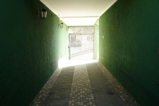 Garagem de casa à venda com 2 quartos, 210m² em Penha de França, São Paulo