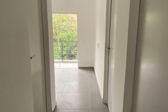 Corredor de apartamento para alugar com 2 quartos, 46m² em Laranjal, São Gonçalo