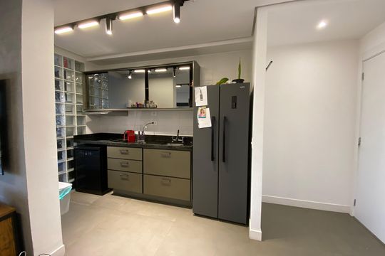 Cozinha de apartamento à venda com 2 quartos, 73m² em Butantã, São Paulo