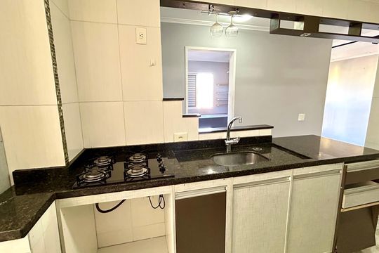 Cozinha de apartamento para alugar com 2 quartos, 61m² em Jardim Sao Judas Tadeu, Guarulhos