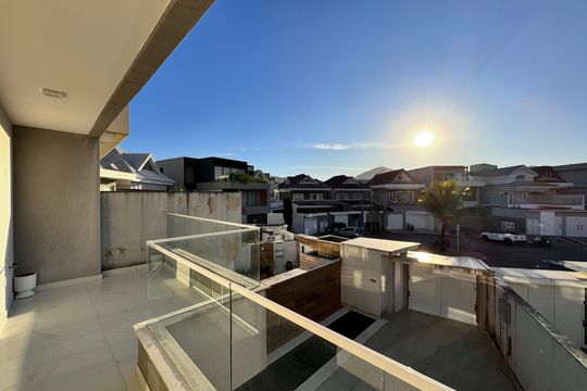 Suíte 1 (Master) - Varanda de casa de condomínio para alugar com 6 quartos, 297m² em Recreio dos Bandeirantes, Rio de Janeiro