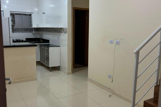 Casa de Condomínio para alugar com 2 quartos, 44m² em Princesa, Praia Grande