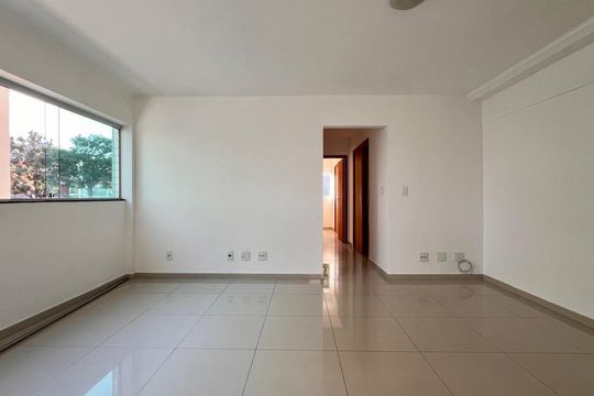 Apartamento à venda com 2 quartos, 84m² em Sagrada Família, Belo Horizonte