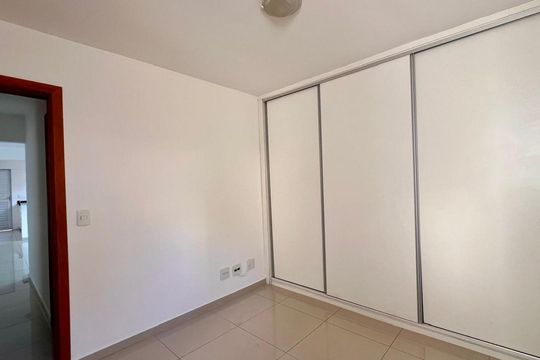 Apartamento à venda com 2 quartos, 84m² em Sagrada Família, Belo Horizonte