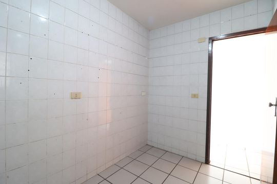 Cozinha de apartamento para alugar com 3 quartos, 85m² em Martins, Uberlândia