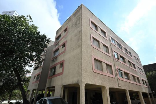 Fachada de apartamento para alugar com 2 quartos, 54m² em Jardim das Palmas, São Paulo