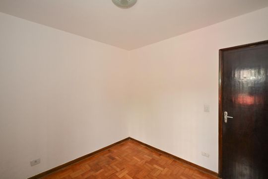 Quarto 1 de apartamento para alugar com 2 quartos, 54m² em Jardim das Palmas, São Paulo