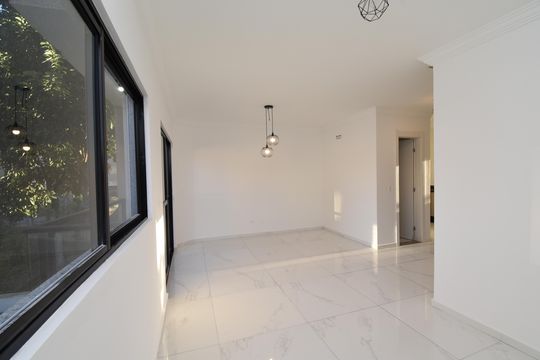Sala de casa de condomínio para alugar com 3 quartos, 155m² em Vista Alegre, Curitiba