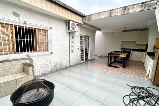 Churrasqueira de casa para alugar com 3 quartos, 170m² em Jardim Santa Mena, Guarulhos