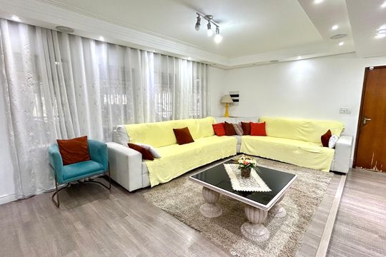 Sala de casa para alugar com 3 quartos, 170m² em Jardim Santa Mena, Guarulhos