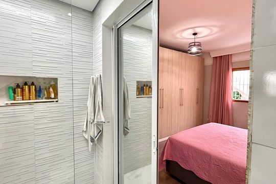 Banheiro da Suíte de casa para alugar com 3 quartos, 170m² em Jardim Santa Mena, Guarulhos