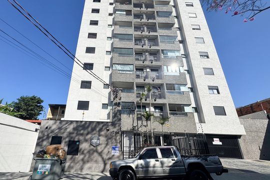 Fachada de apartamento para alugar com 2 quartos, 61m² em Baeta Neves, São Bernardo do Campo