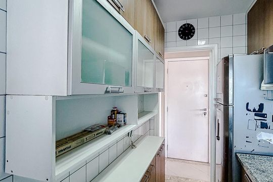 Cozinha de apartamento para alugar com 2 quartos, 60m² em Chácara Califórnia, São Paulo