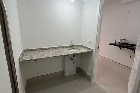 Banheiro de apartamento à venda com 1 quarto, 25m² em Vila Mariana, São Paulo
