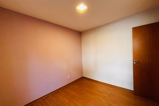 Quarto 2 de apartamento à venda com 2 quartos, 40m² em Chácara Estela, Barueri