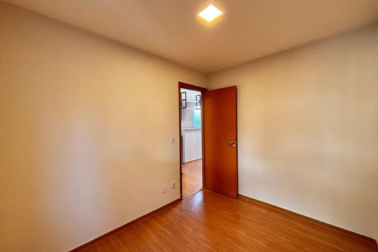 Quarto 1 de apartamento à venda com 2 quartos, 40m² em Chácara Estela, Barueri