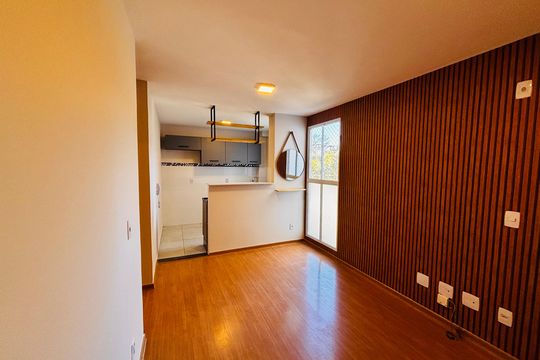 Sala de apartamento à venda com 2 quartos, 40m² em Chácara Estela, Barueri