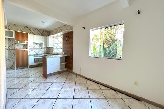 Casa para alugar com 3 quartos, 84m² em Saco dos Limões, Florianópolis