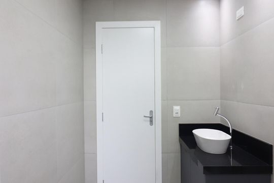 Banheiro Social de apartamento para alugar com 2 quartos, 84m² em Jardim Chácara Inglesa, São Bernardo do Campo