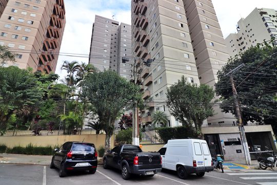 Fachada de apartamento para alugar com 2 quartos, 84m² em Jardim Chácara Inglesa, São Bernardo do Campo